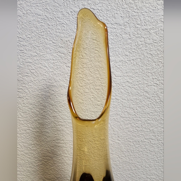 Vintage Viking Swung Glass Amber Pedestal Vase - Picture 5 of 9